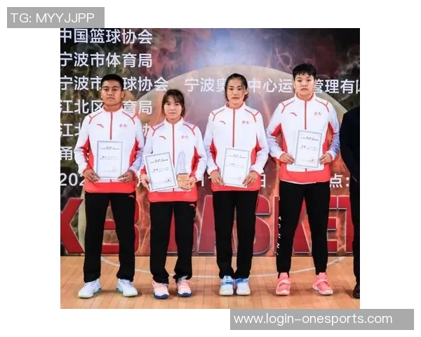 张娜专访回顾篮球生涯的辉煌与挑战展现女性运动员的坚韧与梦想 张娜专访回顾篮球生涯的辉煌与挑战展现女性运动员的坚韧与梦想