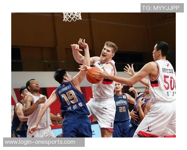 运动数据南京篮球队与广州篮球队赛后技术分析与战术总结